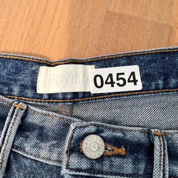 Boyish Womens Jeans THE EARNEST Distressed Frayed Bottom Sz 23 in BELL TOLLS - Picture 2 of 12